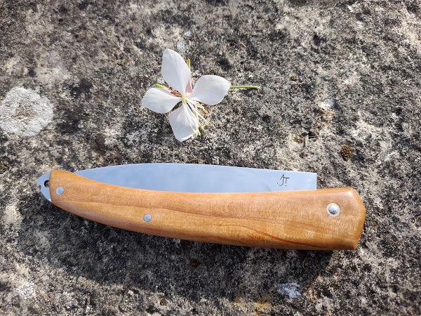 couteau_pliant_poirier1