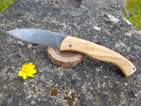 couteau_pliant_olivier