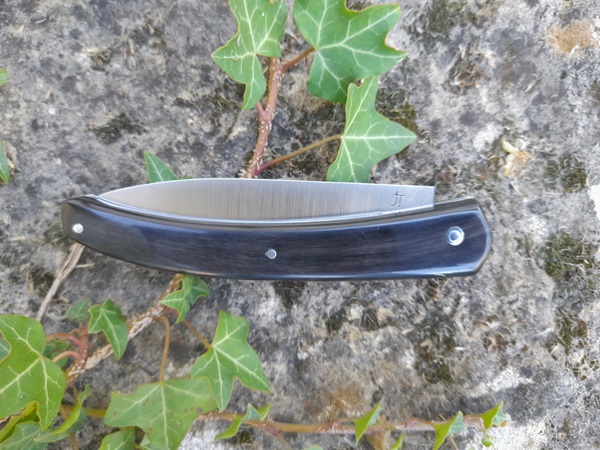 couteau_pliant_zebu2