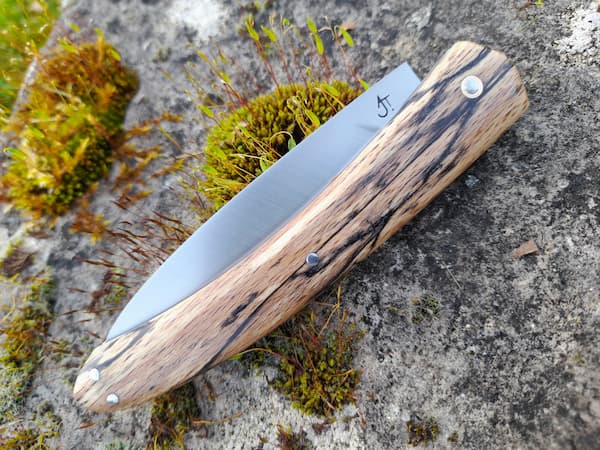 couteau_pliant_hetre_echauffe1