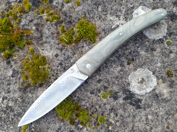 couteau_pliant_frene